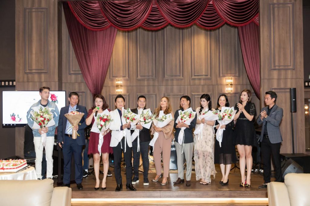 kỷ niệm 5 năm thành lập Vietnamshow